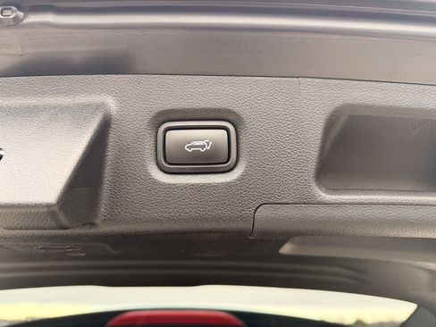 Used 2023 Hyundai Santa Fe Calligraphy image 33