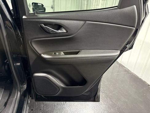 Used 2025 Chevrolet Blazer LT AWD/4WD image 15