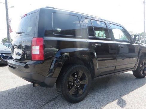 Used 2015 Jeep Patriot Sport w/ Power Value Group AWD/4WD image 3