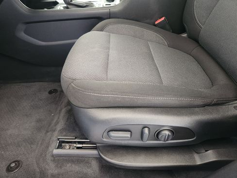 Certified 2023 Chevrolet Traverse LT image 26