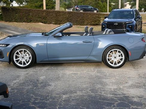 Used 2024 Ford Mustang GT Premium image 2