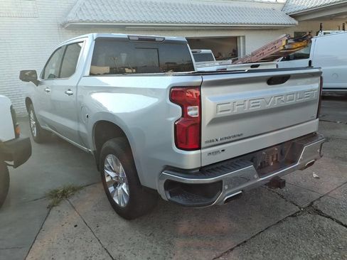 Used 2020 Chevrolet Silverado 1500 LTZ w/ LTZ Plus Package AWD/4WD image 8