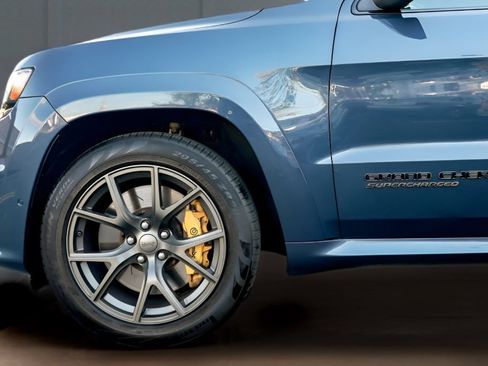 Used 2020 Jeep Grand Cherokee Trackhawk AWD/4WD image 16