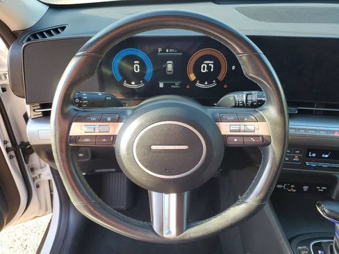 Used 2024 Hyundai Kona SEL FWD image 19