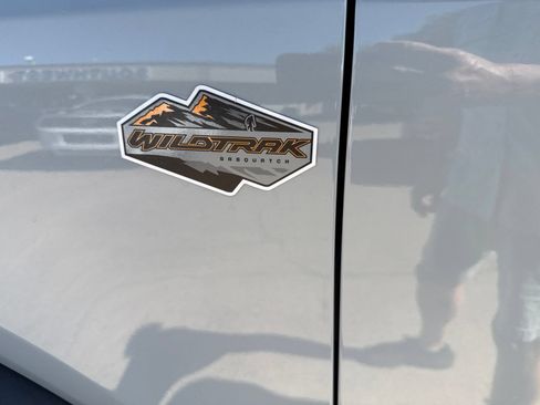 Used 2023 Ford Bronco Wildtrak AWD/4WD image 11