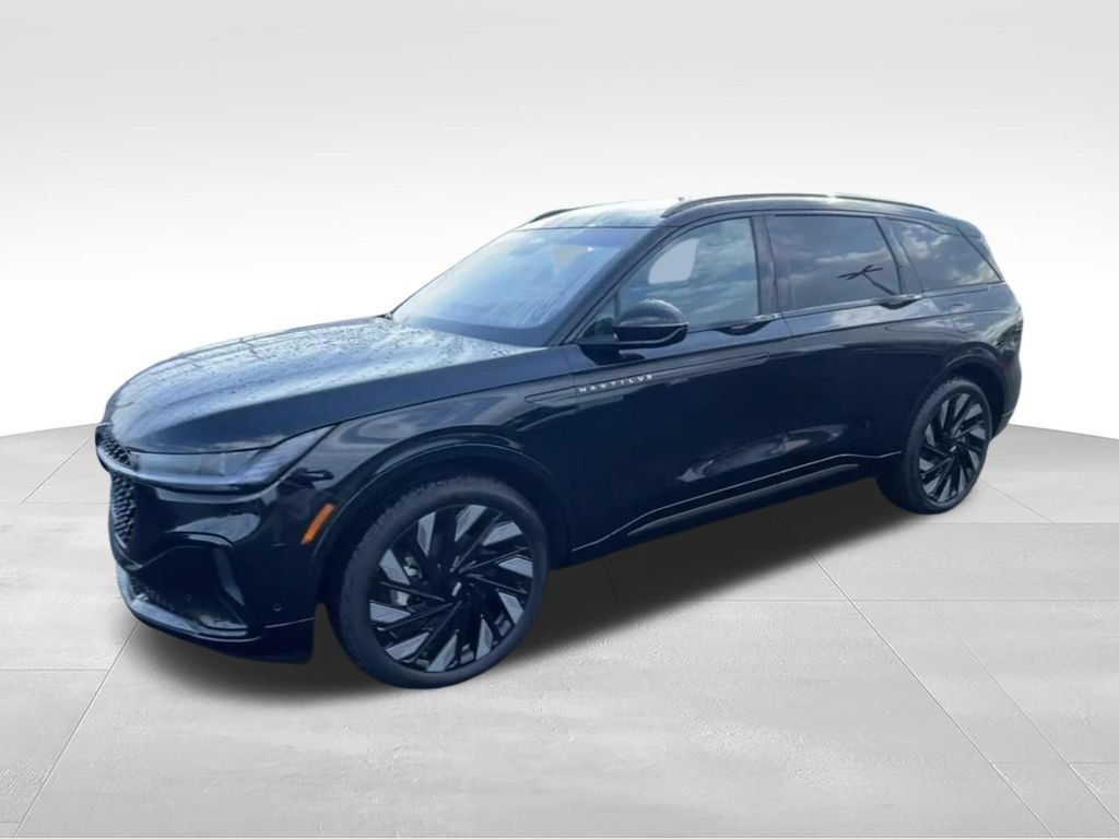 Used 2024 Lincoln Nautilus Reserve w/ Jet Appearance Package (87T) AWD/4WD image 4