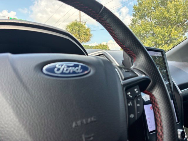 Certified 2024 Ford Edge ST-Line AWD/4WD image 28