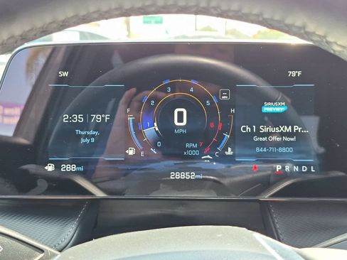 Used 2025 Chevrolet Equinox LT FWD image 16
