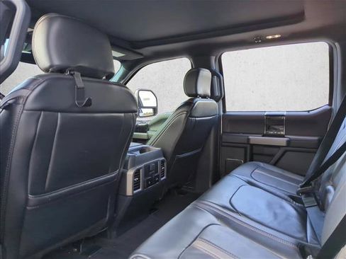 Used 2022 Ford F350 Platinum image 18