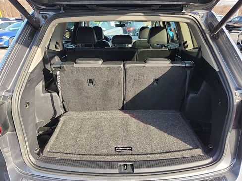 Used 2023 Volkswagen Atlas SE image 29