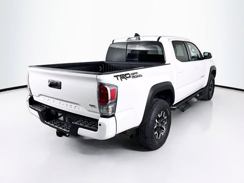 Used 2022 Toyota Tacoma TRD Off-Road w/ Technology Package image 30