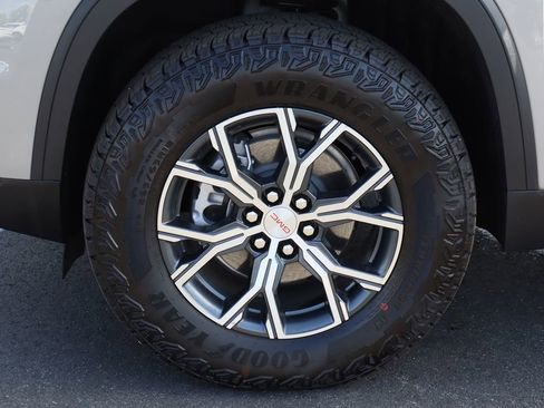 New 2026 GMC Acadia AT4 w/ Luxury Package AWD/4WD image 26