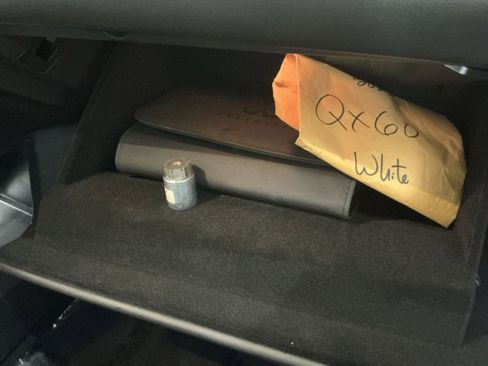 Used 2023 INFINITI QX60 Luxe image 24