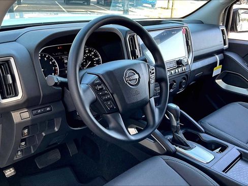 New 2026 Nissan Frontier SV w/ Tow Package image 8