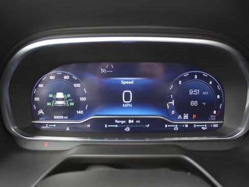 Used 2024 Chevrolet Tahoe Z71 w/ Luxury Package image 27