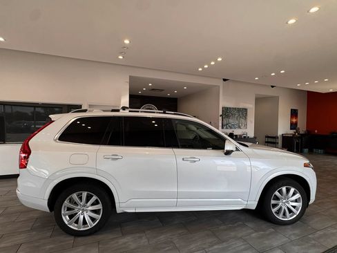 Used 2016 Volvo XC90 T6 Momentum w/ Momentum Plus Package AWD/4WD image 15