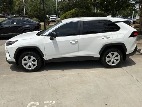 Used 2025 Toyota RAV4 LE FWD image 7