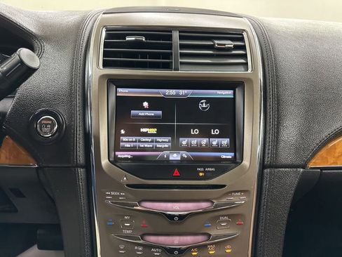 Used 2014 Lincoln MKX AWD w/ Equipment Group 101A image 43
