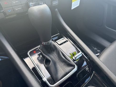 New 2026 Jeep Compass Latitude image 28