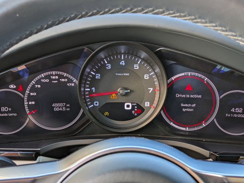 Certified 2019 Porsche Cayenne image 30