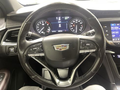 Used 2021 Cadillac XT6 Premium Luxury image 30