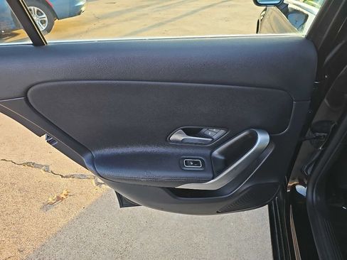 Used 2021 Mercedes-Benz A 220 image 15