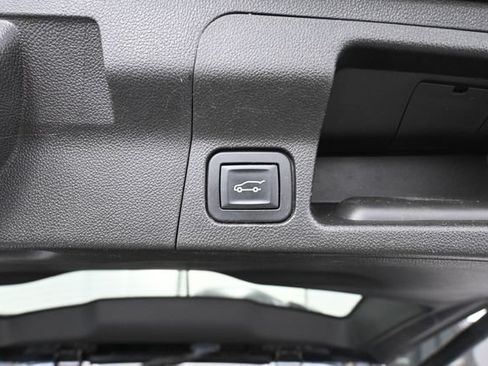 Used 2017 GMC Acadia SLT w/ LPO, Floor Liner Package AWD/4WD image 41