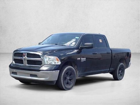 Used 2019 RAM 1500 Classic SLT AWD/4WD image 11
