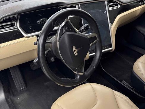 Used 2014 Tesla Model S 85 RWD image 5