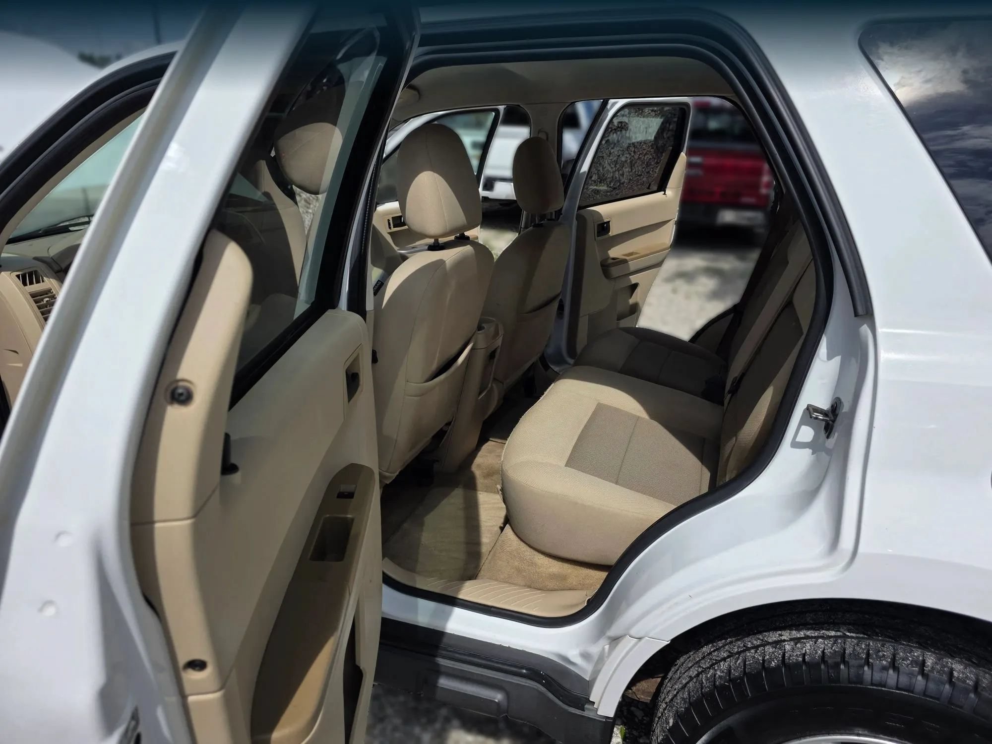 Used 2008 Ford Escape XLT FWD image 23