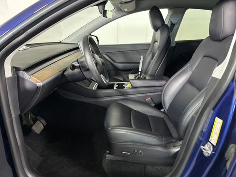 Used 2022 Tesla Model Y Long Range AWD/4WD image 11