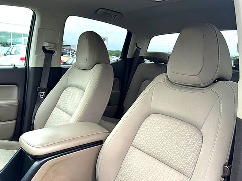 Used 2019 GMC Canyon SLE RWD image 14
