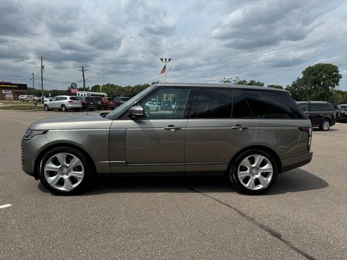 Used 2018 Land Rover Range Rover HSE image 12