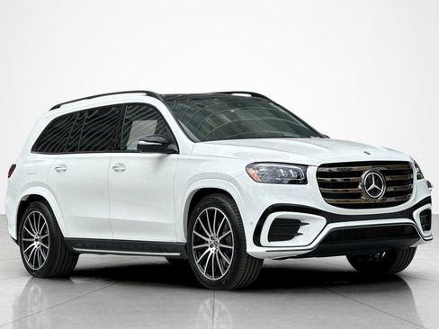 New 2026 Mercedes-Benz GLS 580 4MATIC image 7
