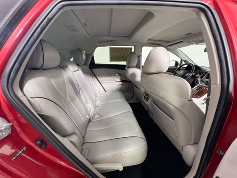 Used 2010 Toyota Venza AWD image 33