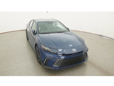 New 2026 Toyota Camry SE image 14