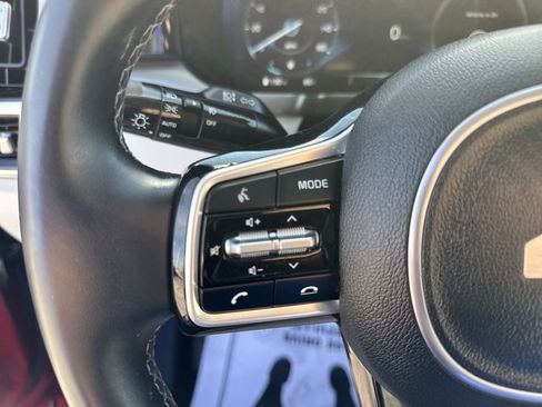 Used 2023 Kia Sorento SX image 29