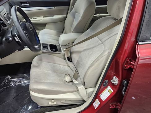 Used 2014 Subaru Legacy 2.5i Premium image 22
