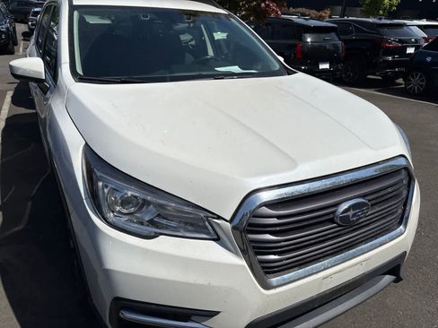 Used 2021 Subaru Ascent Premium w/ Convenience Package AWD/4WD image 4
