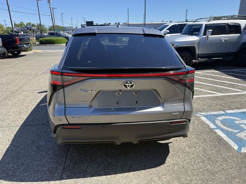 Used 2024 Toyota bZ4X AWD w/ Weather Package image 5
