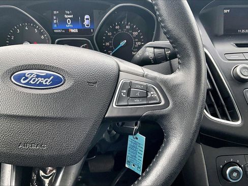 Used 2015 Ford Focus SE w/ Equipment Group 201A image 19
