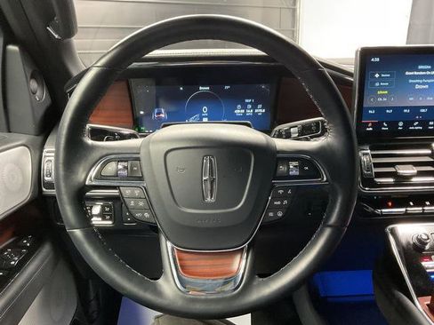 Used 2024 Lincoln Navigator Reserve AWD/4WD image 18
