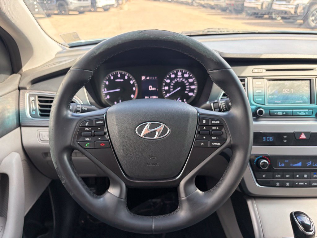 Used 2015 Hyundai Sonata Sport w/ Option Group 03 FWD image 14