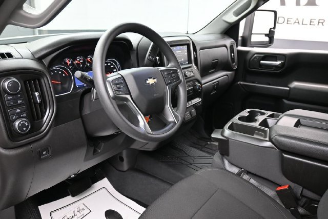 Used 2021 Chevrolet Silverado 1500 Custom w/ Custom Max Trailering Package AWD/4WD image 14