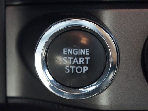 Used 2023 Toyota Tacoma TRD Off-Road AWD/4WD image 7