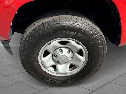 Certified 2020 Toyota Tacoma SR image 9