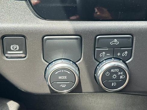 Used 2026 GMC Sierra 1500 Elevation RWD image 35