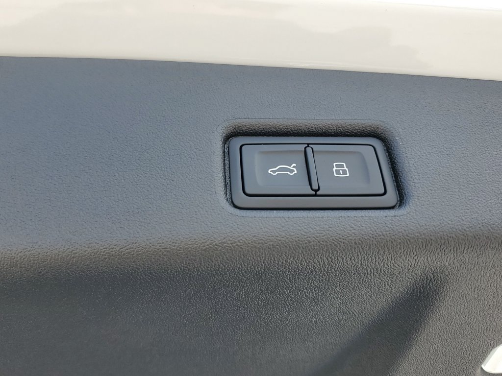 New 2026 Audi Q5 Premium Plus AWD/4WD image 17