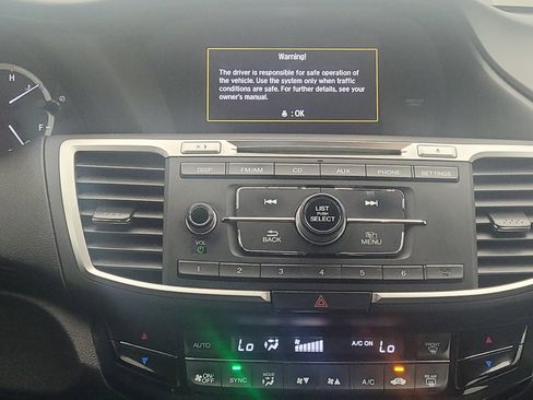 Used 2016 Honda Accord LX image 25