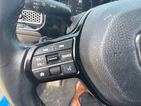 Used 2023 Honda Civic Sport image 10